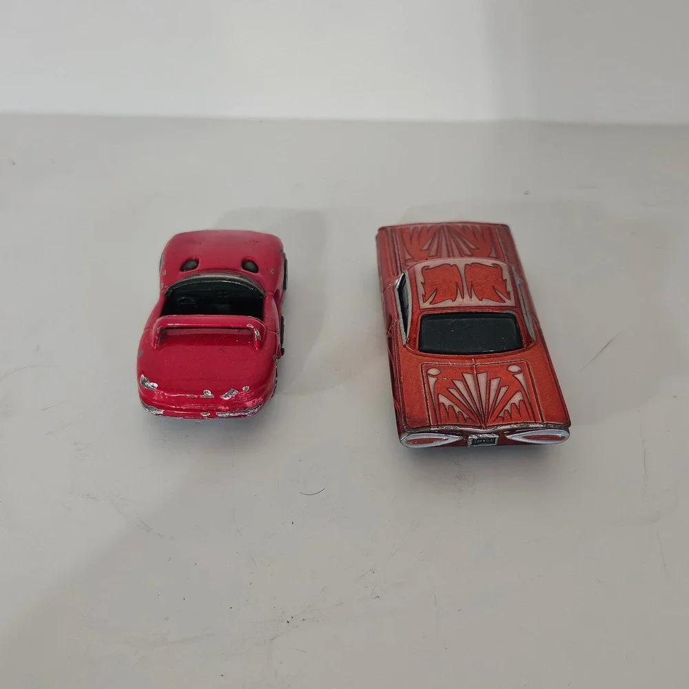 Matchbox Dodge Viper RT/10 1993 & Disney Pixar Cars Ramone Red Diecast Lot